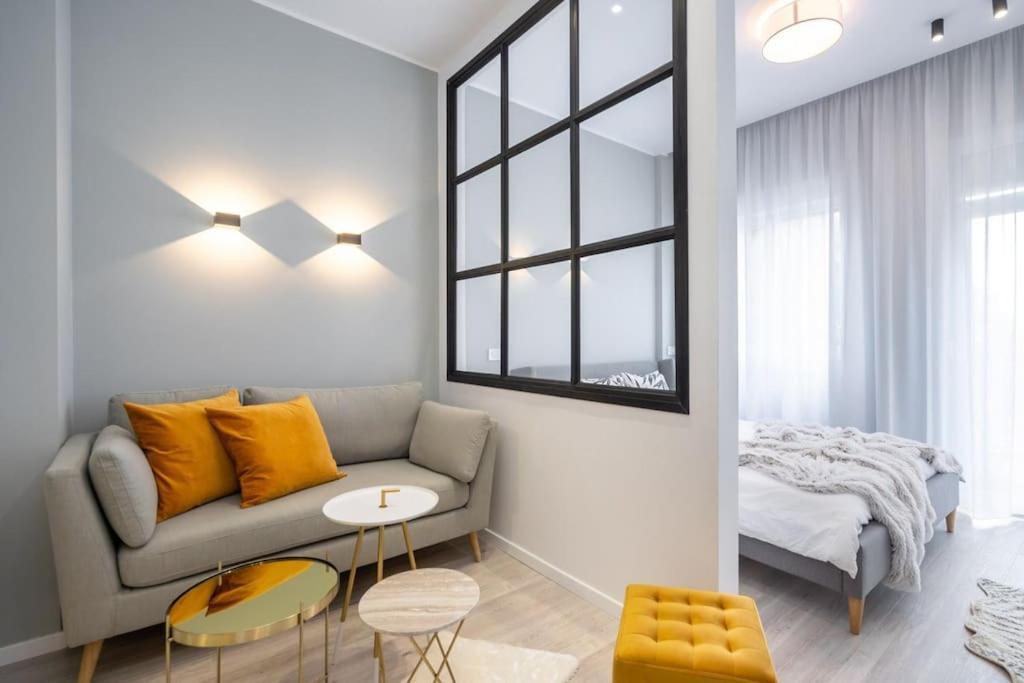 Old Center Calea Victoriei, Star Apartment บูคาเรสต์ ภายนอก รูปภาพ